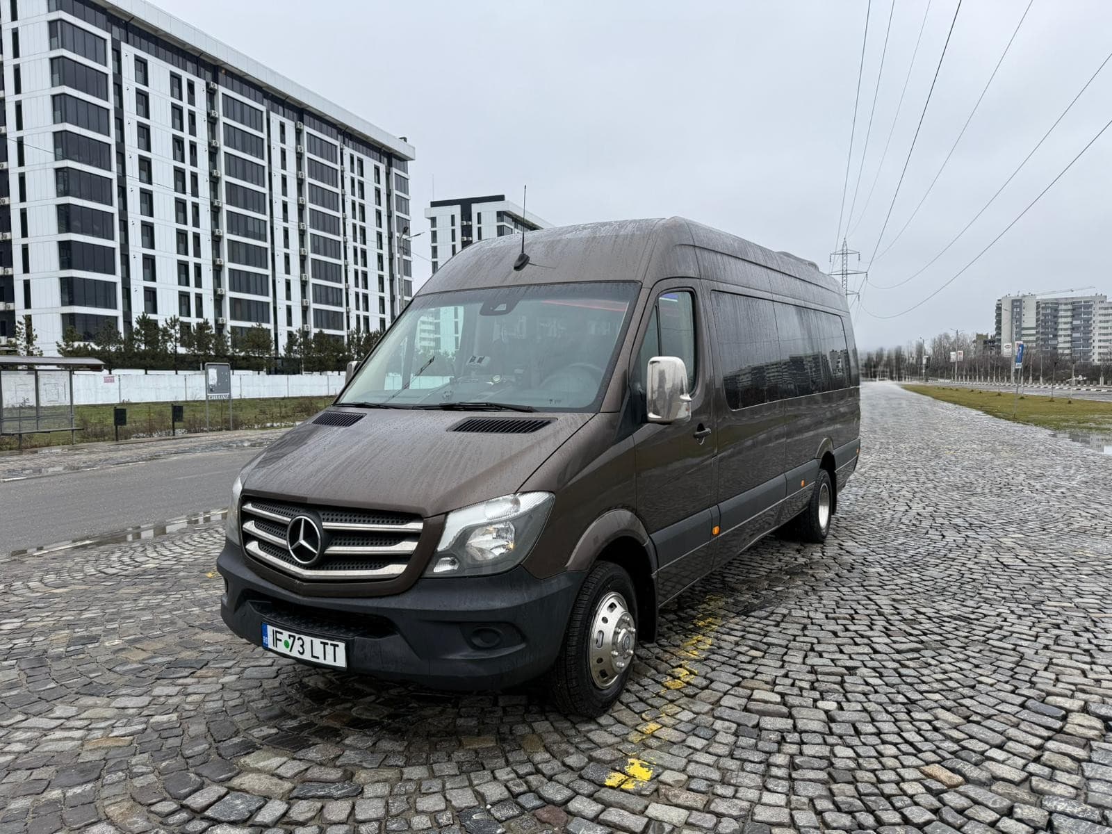 Mercedes-Benz Sprinter - 19 + 1 + 1 Locuri
